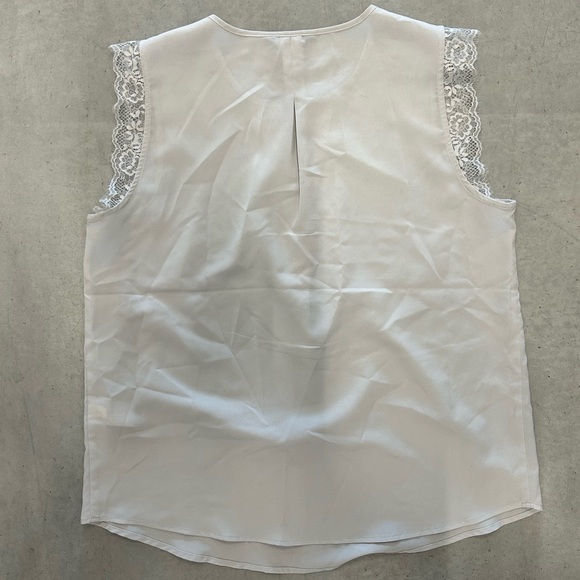 Banana Republic Top - Picture 4 of 4